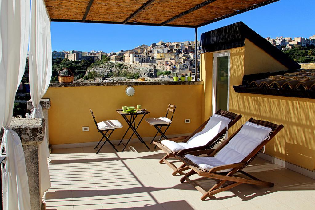 Trinasicula Ragusa Ibla Oda fotoğraf